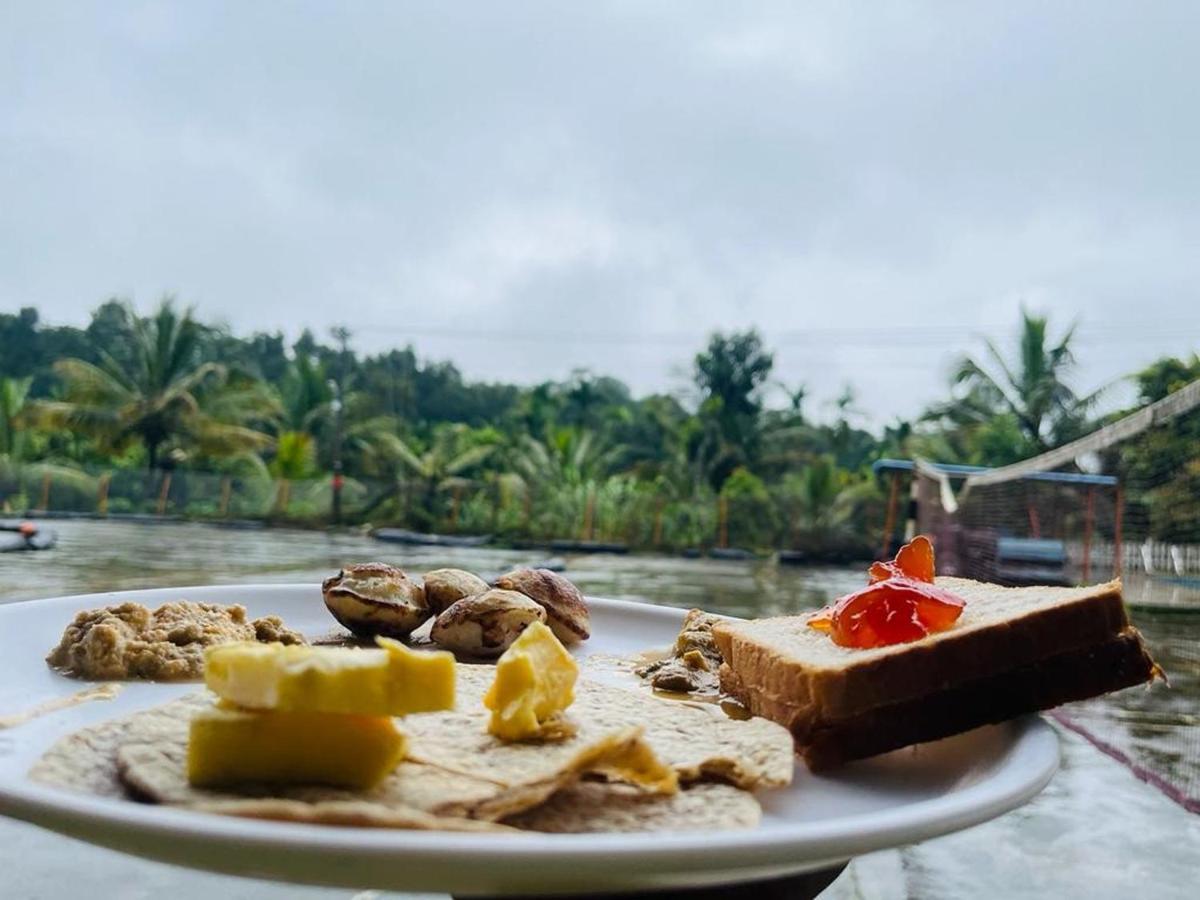 Leisure Homestay - Pool, Boating, Zipline, Home Food, Estate Chikmagalūr Kültér fotó